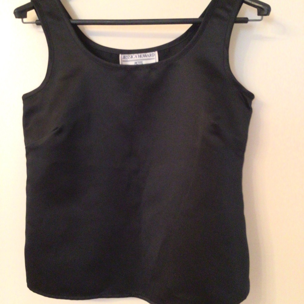 Jessica Howard Sleeveless Site Slit Tank Top